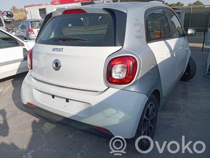 ForFour I ForFour  E1084595