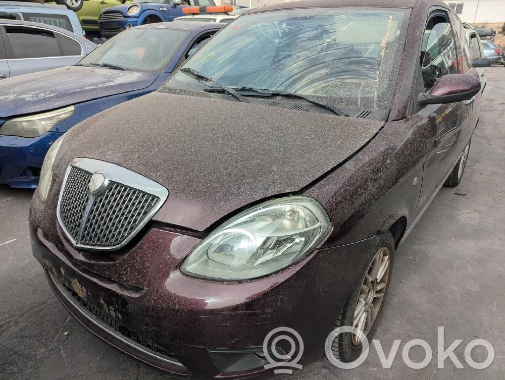 Ypsilon Ypsilon  51772307