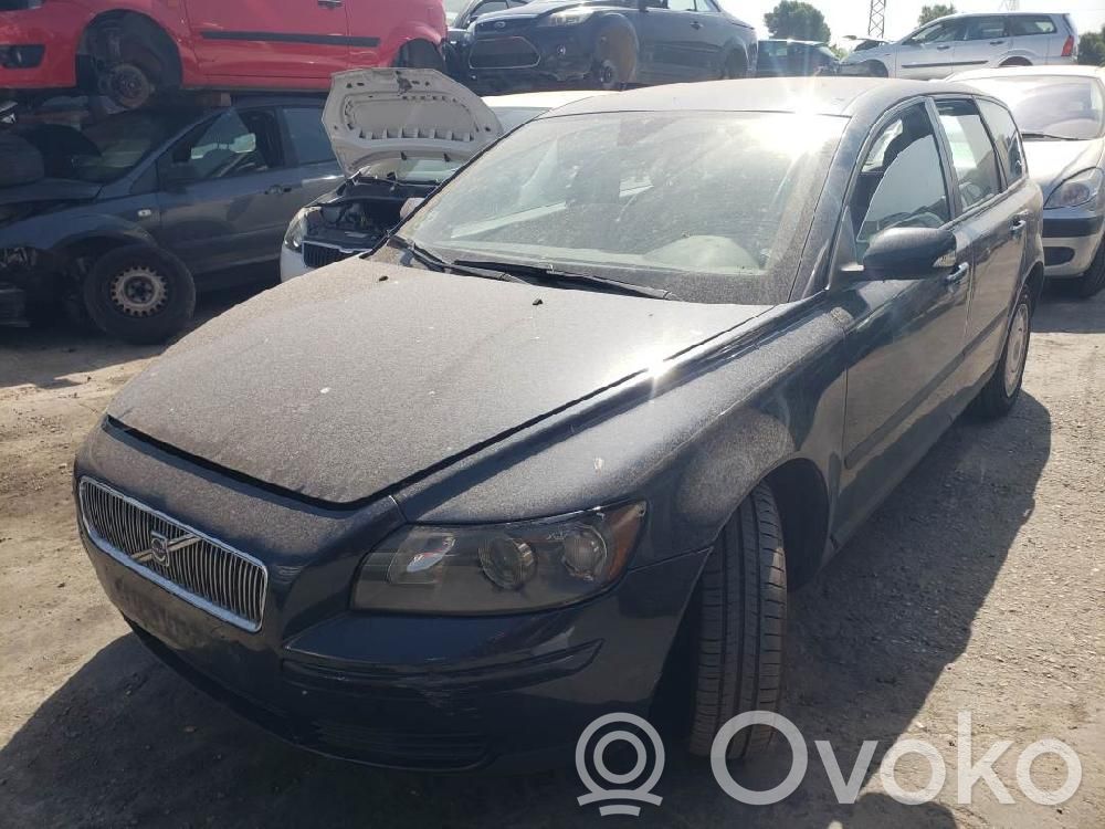V50 V50  30736588