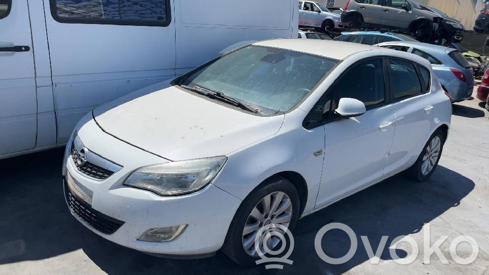 Astra J Astra  13271374