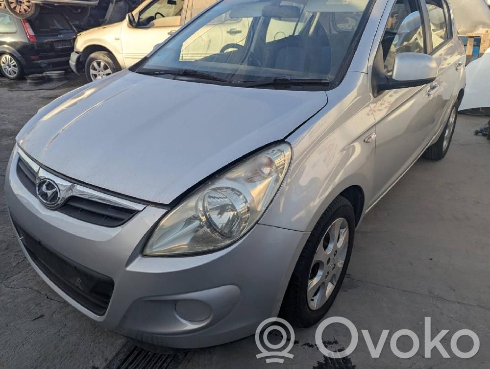i20 (PB PBT) i20  589101J200