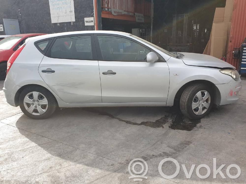 i30 i30  813102L020