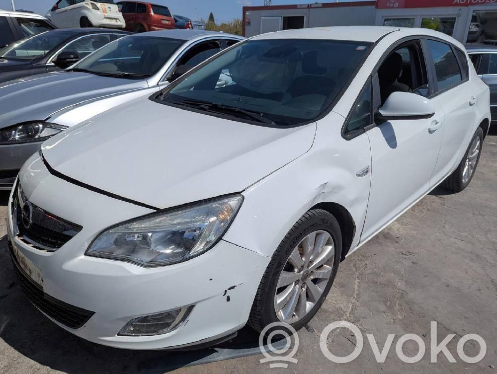 Astra J Astra  13267655