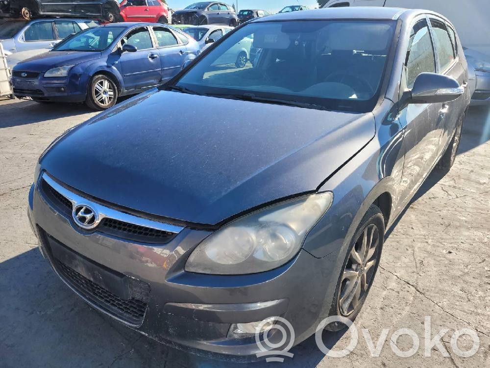 i30 i30  935702L000