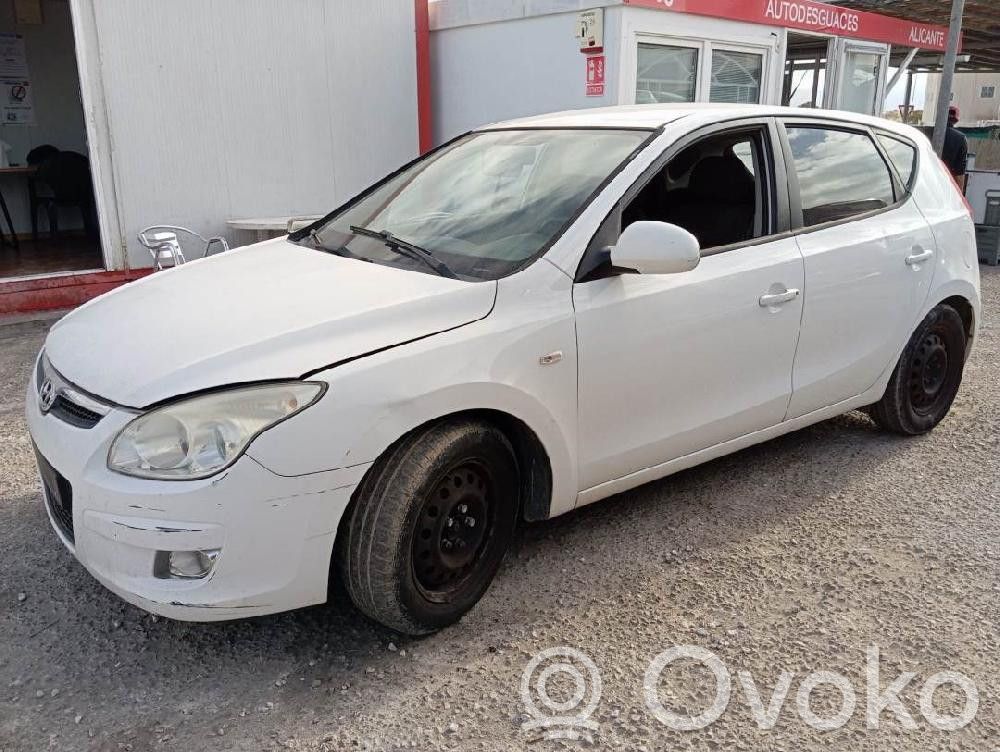 i30 i30  940032L520