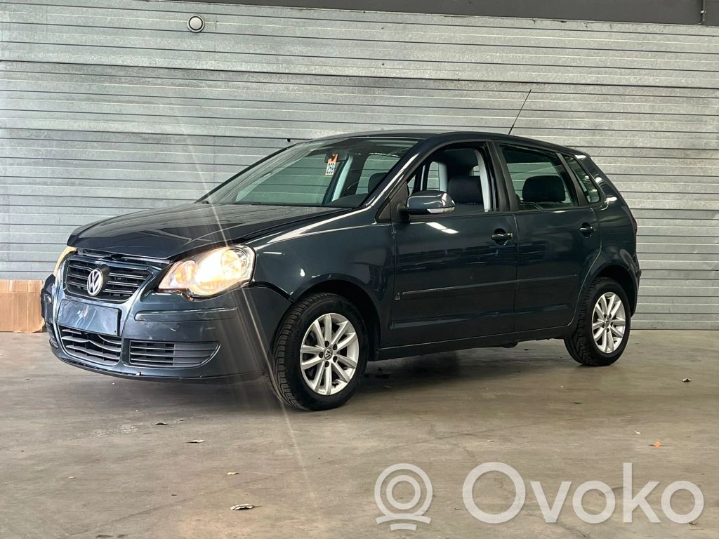Polo IV 9N3 Polo  6Q0809957B
