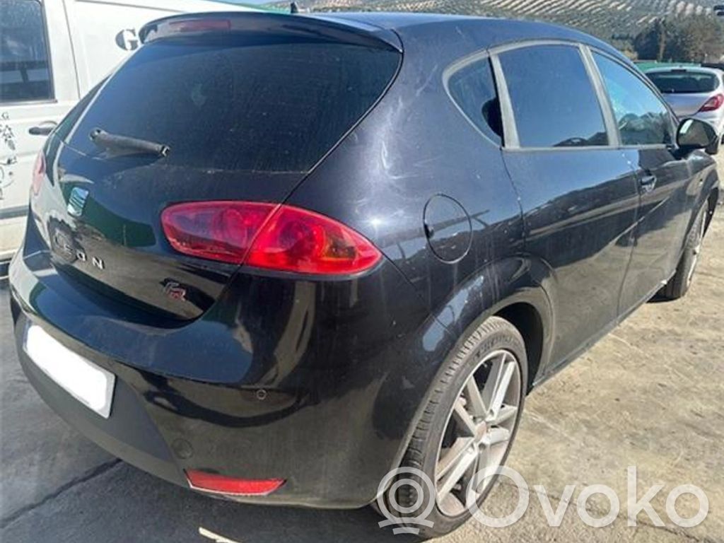 Leon (1P) Leon  2E911024A
