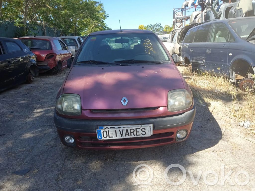 Clio II Clio  8200369521