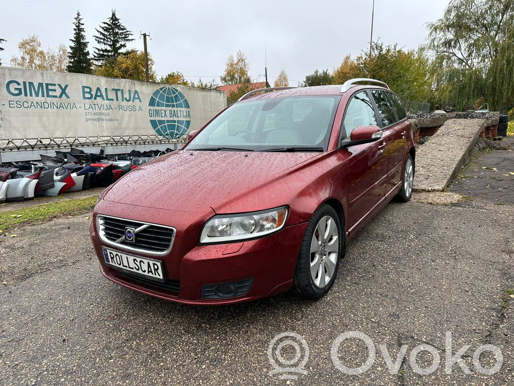 V50 V50  DX1AA