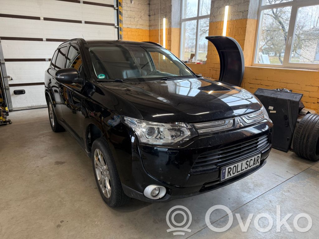 Outlander Outlander  1860B814