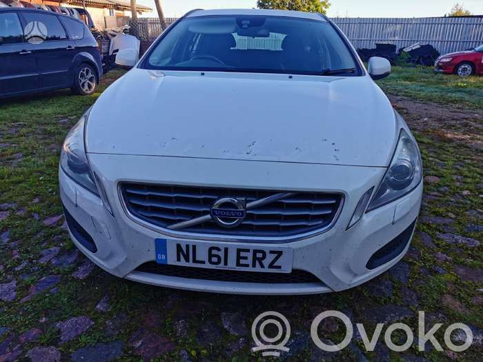 V60 V60, V60 Cross Country  30739448