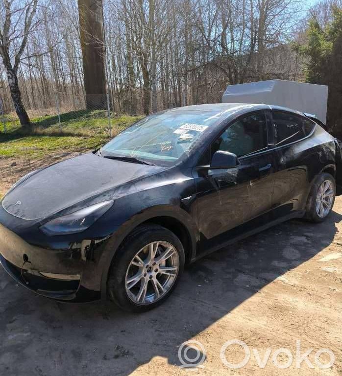 Model Y Tesla Model Y  149732400H