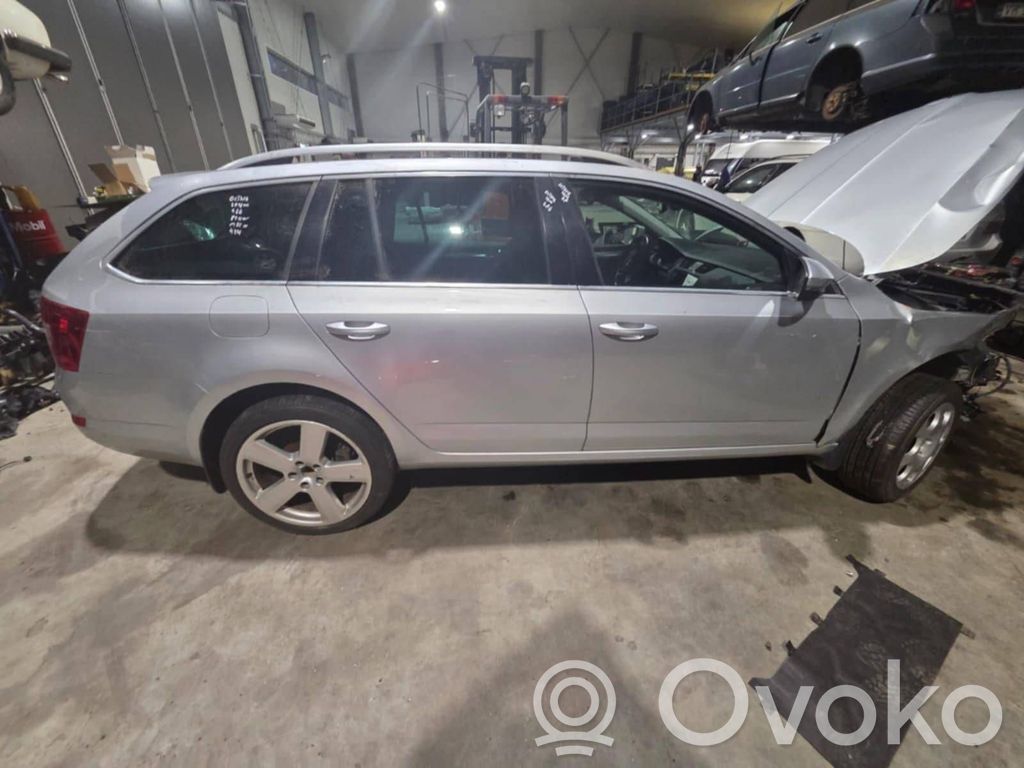 Octavia Mk3 (5E) Octavia  7P6907357D