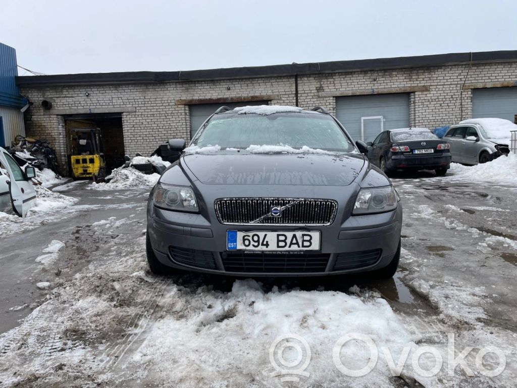 S40 S40, V40
