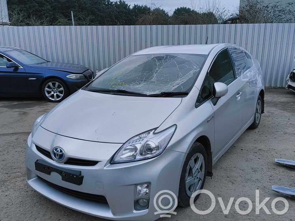 Prius (XW30) Prius  8612047301