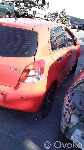 Yaris Yaris  891700D430