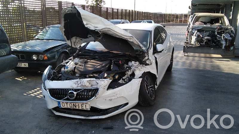 V40 S40, V40  31443831