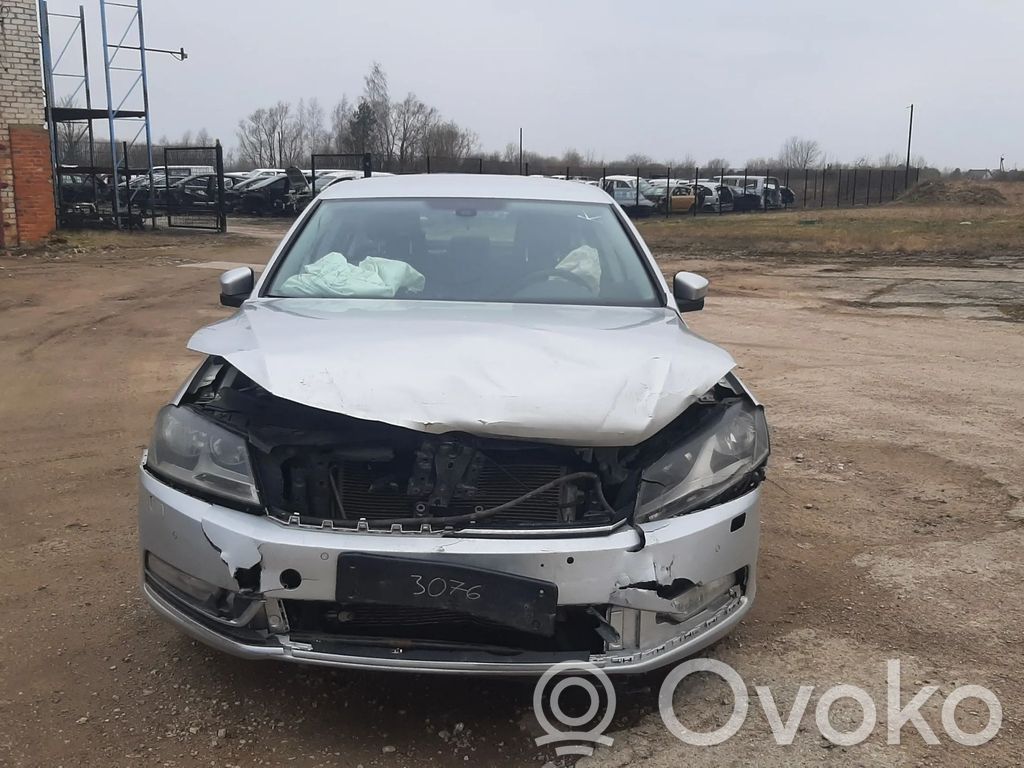 PASSAT B7 Passat  3AB857212