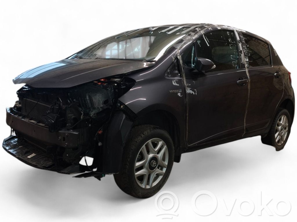 Yaris Yaris  15C629