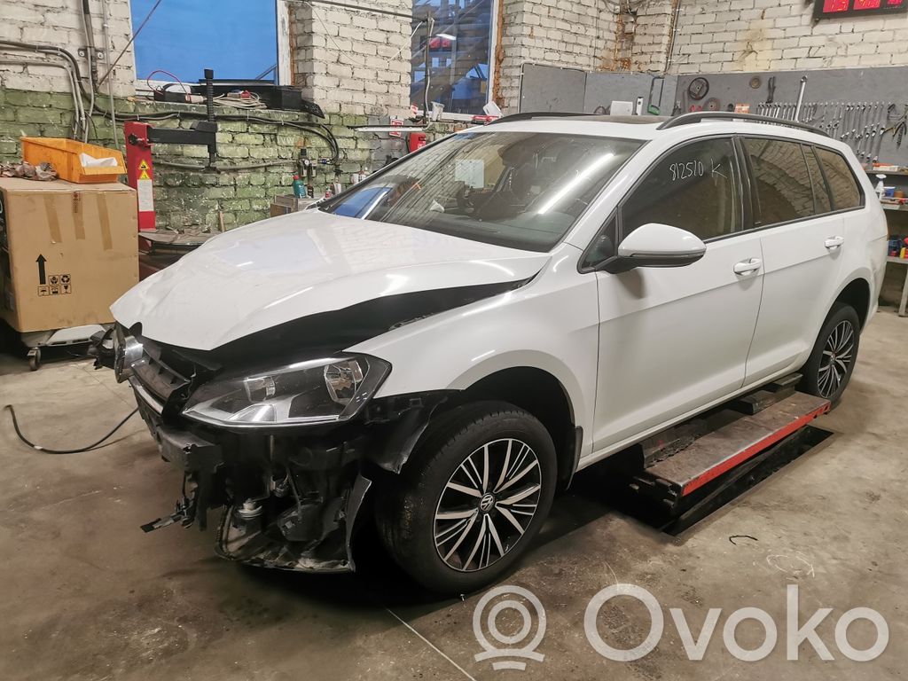 Golf VII Golf  04E906262EA