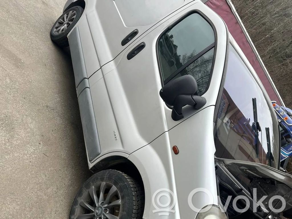 Vivaro Vivaro  009164455