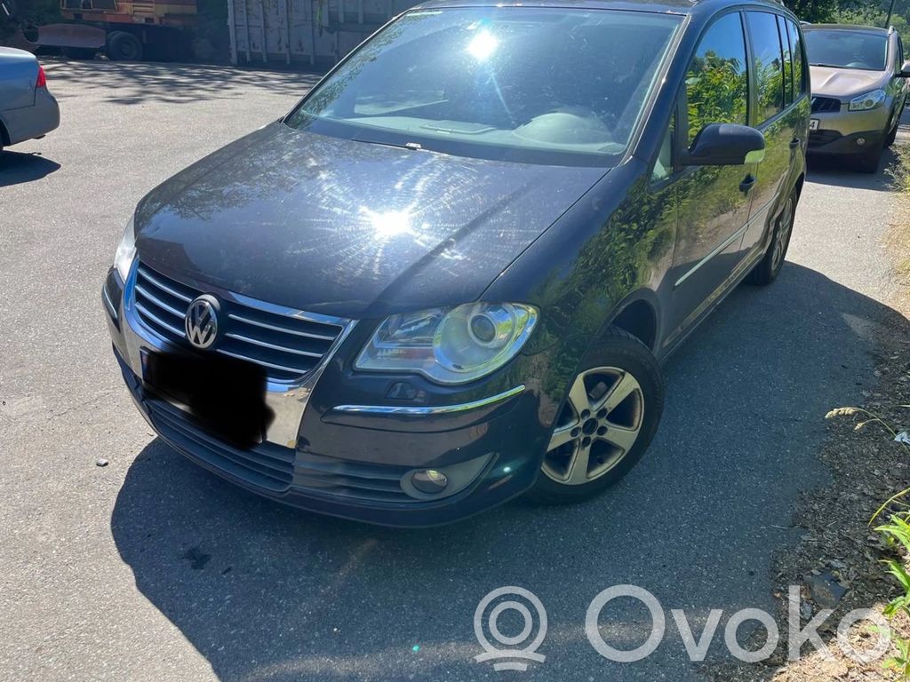 Touran I Touran  E1010744