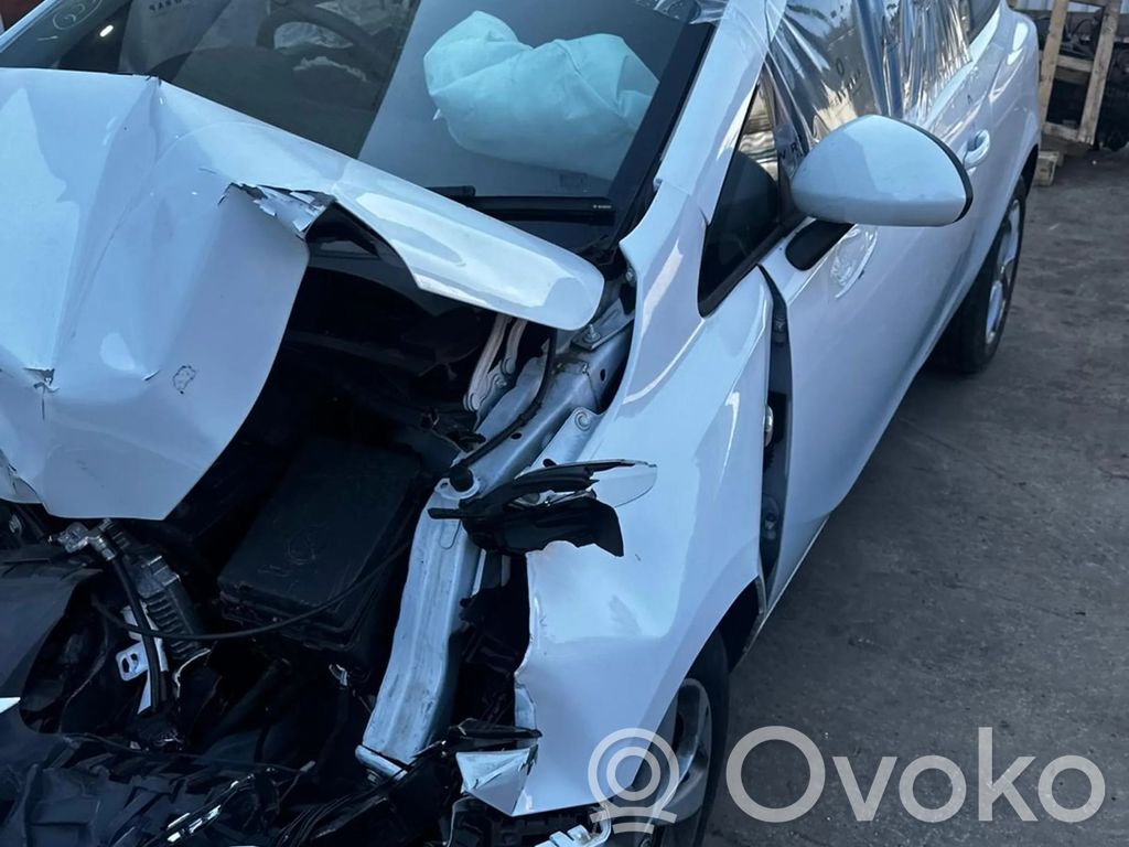 Corsa E Corsa  13305807