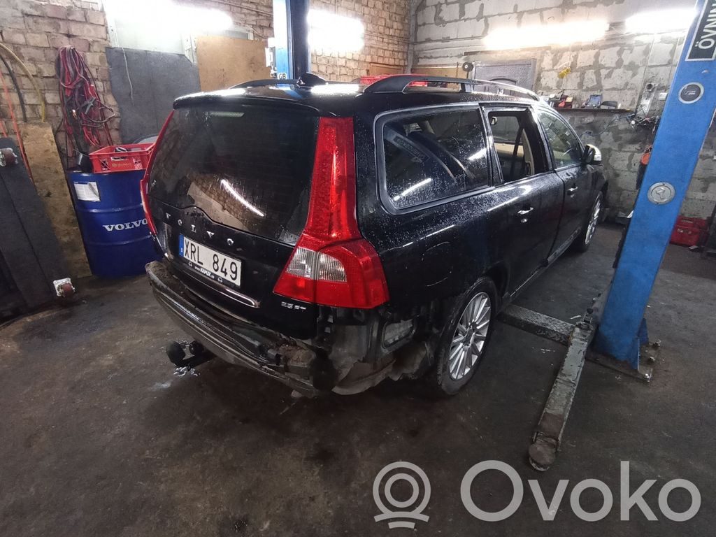 V70 S70, V70, V70 XC  30739413