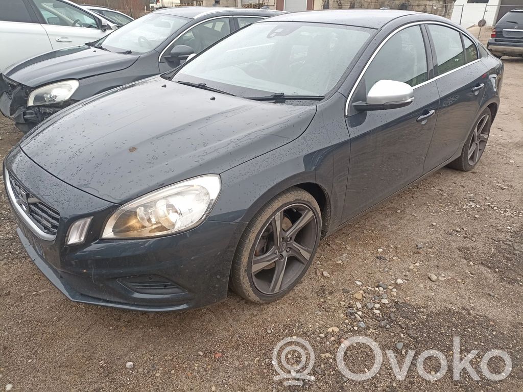 S60 S60  31301740