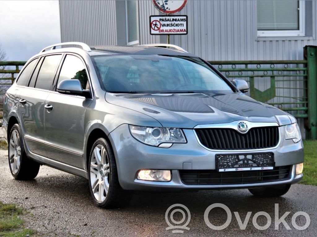 Superb B6 (3T) Superb  03L128063AC