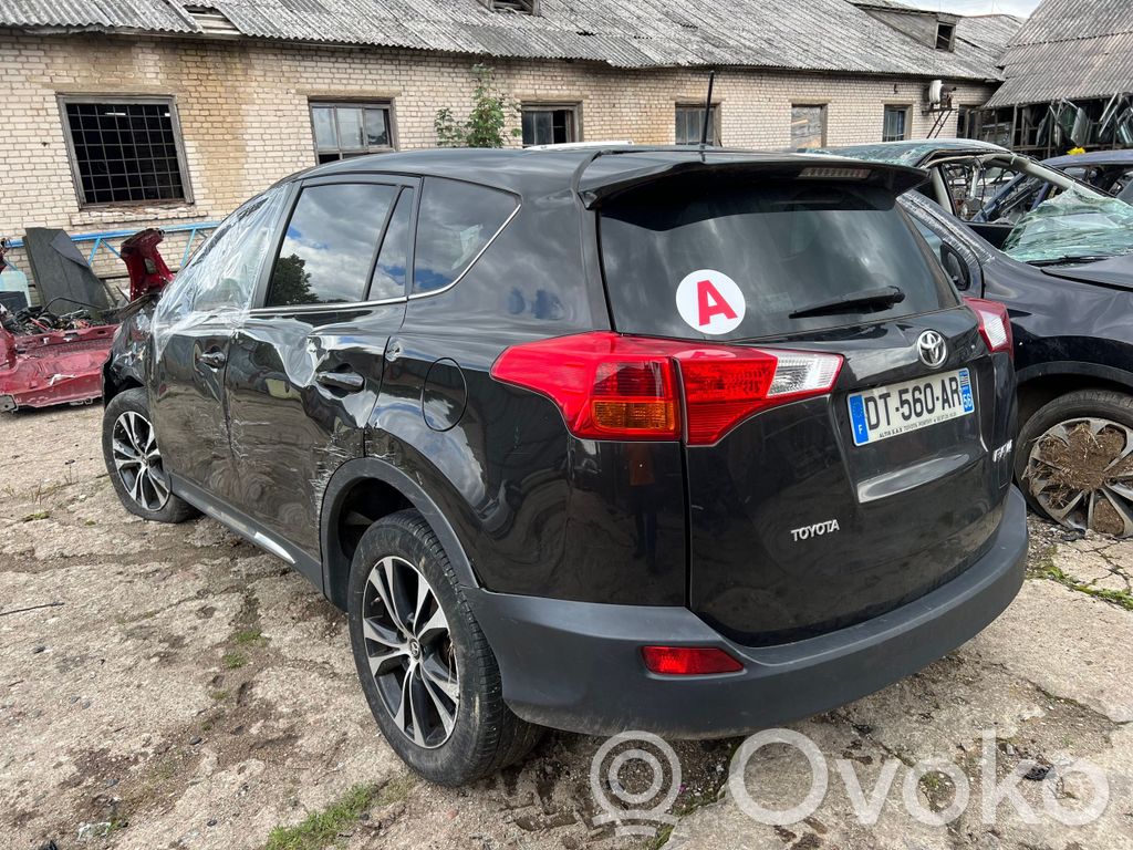 Toyota RAV 4 (XA40) 2015 1998cm3 91kW Dyzelinas Mechaninė | RRR