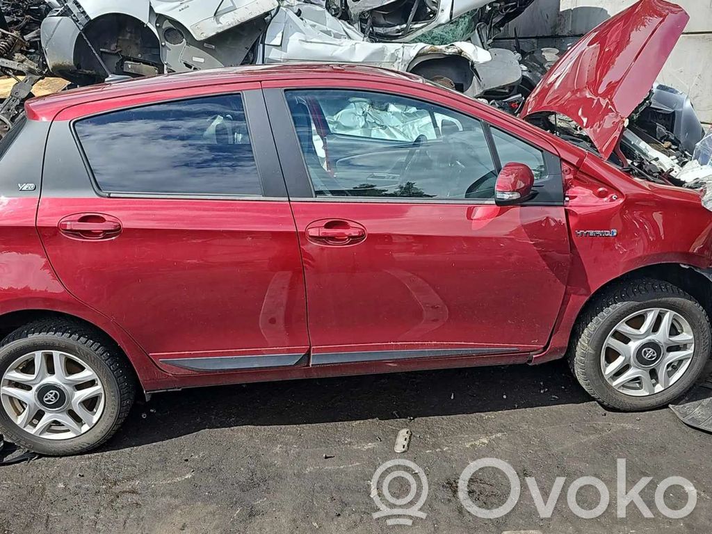 Yaris Yaris  8910052030