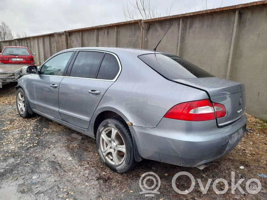 Superb B6 (3T) Superb  3T0827299B