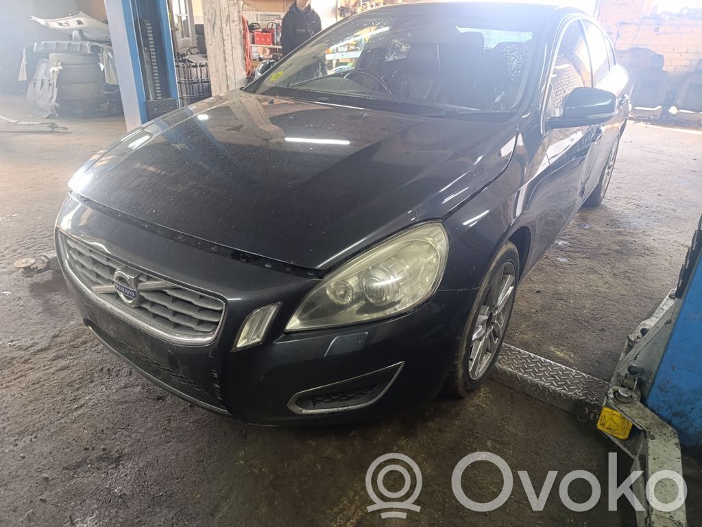 S60 S60  89089352