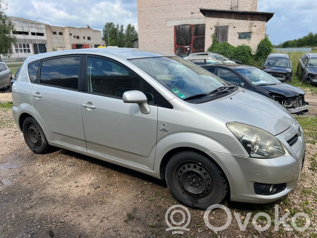 Corolla Verso AR10 Corolla Verso  838000F092
