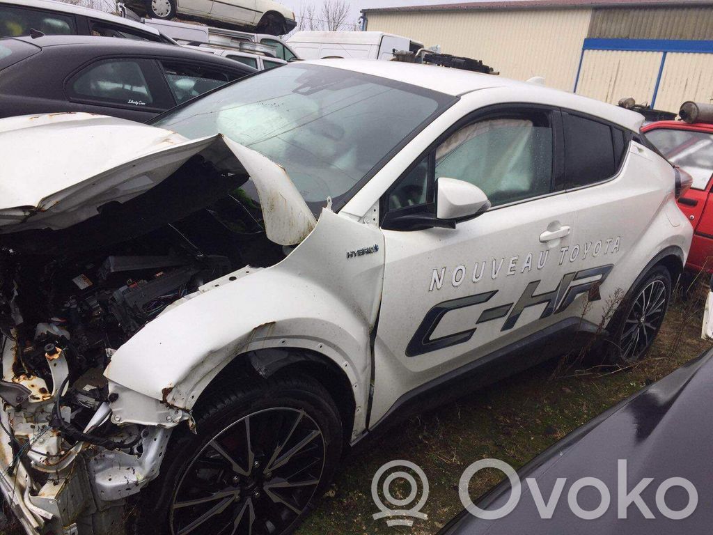 C-HR I C-HR  8974752010