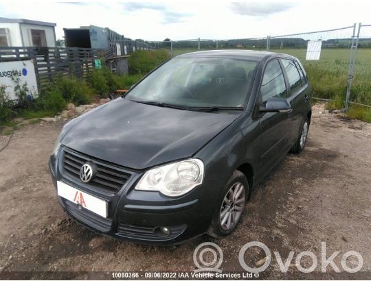 Polo IV 9N3 Polo  6Q0820803G