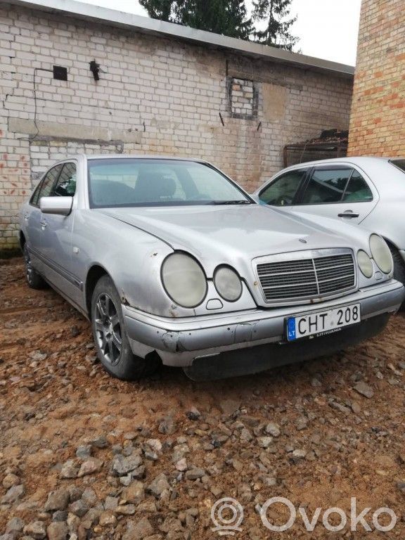 E W210 E-class, AMG (W124, W210, W211, W212, W213, C207, W238)  2108206126