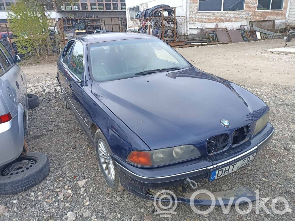 5 E39 Series 5  8368974