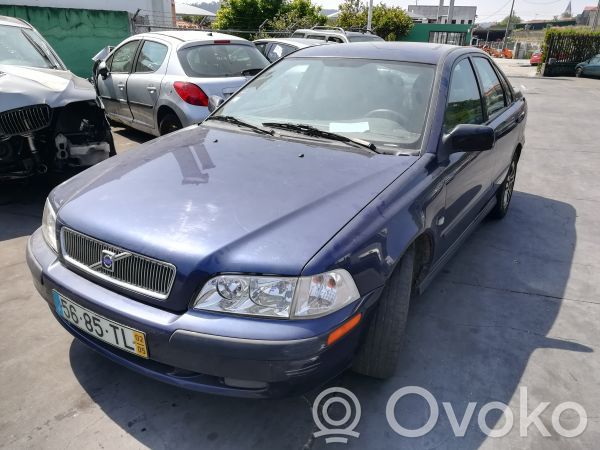 S40, V40 S40, V40