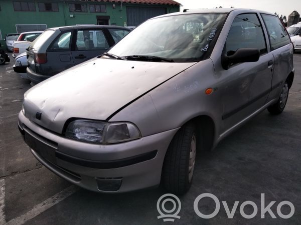 Punto (176) Punto