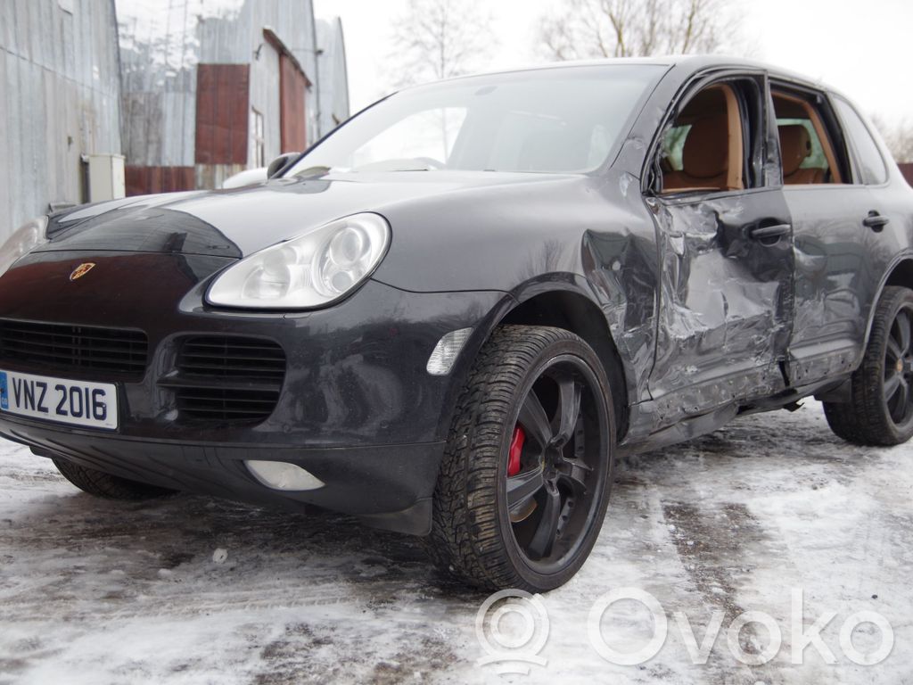 Cayenne (9PA) Cayenne  7L5941531