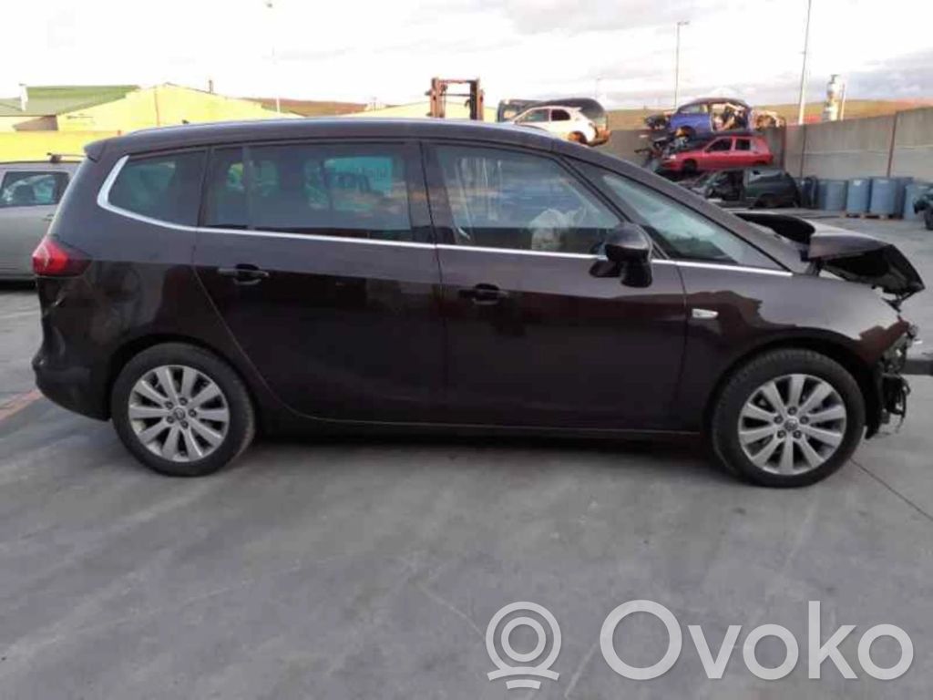 Zafira C Zafira  13406657