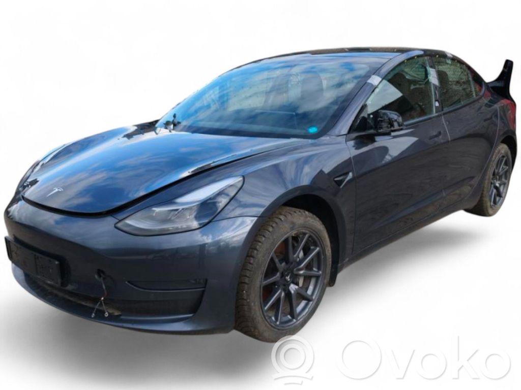 Model 3 Tesla Model 3  150067400A