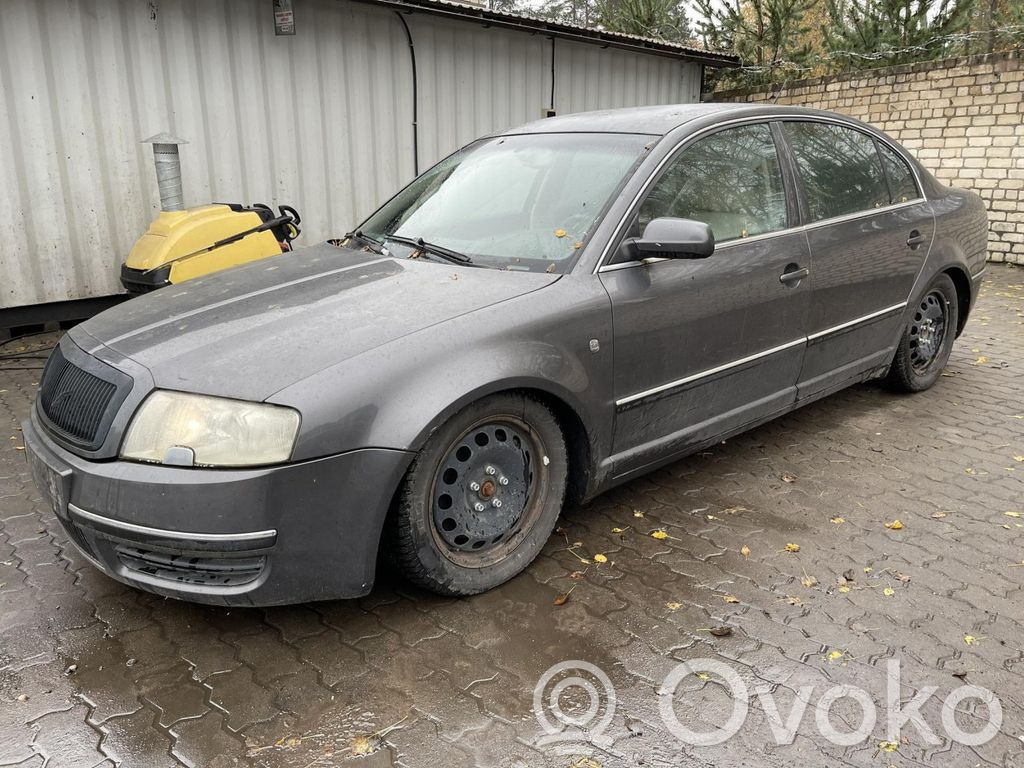 Superb B5 (3U) Superb