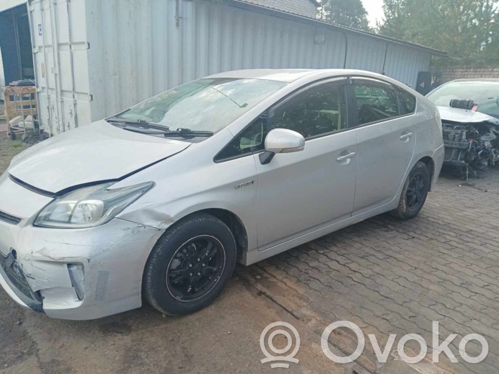 Prius (XW30) Prius