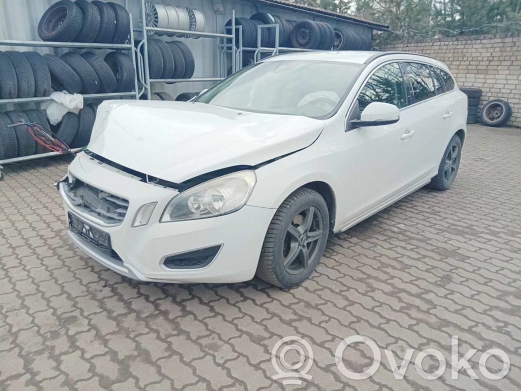 V60 V60, V60 Cross Country