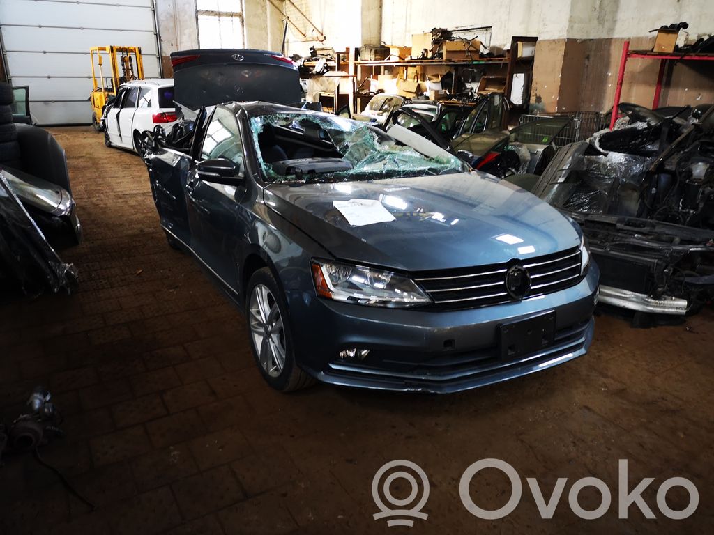 Jetta VI Jetta  06K906262E