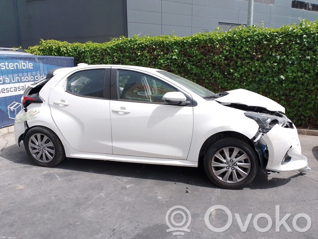 Yaris Yaris  8430802100