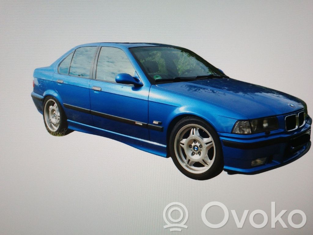 3 E36 Series 3  2245420